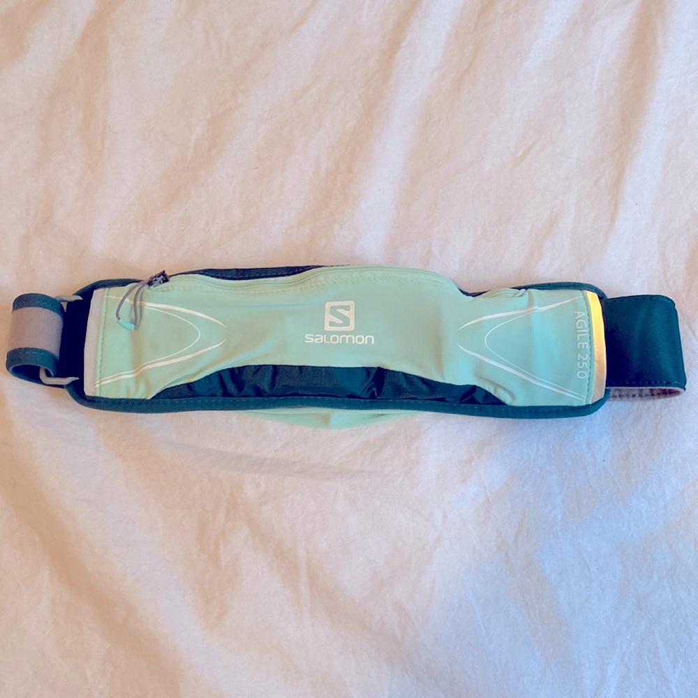 Salomon hydraPak Agile 250